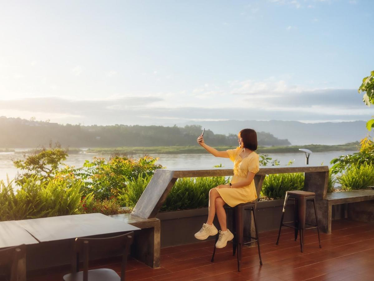Fortune Riverview Hotel Chiang Khong Exterior photo