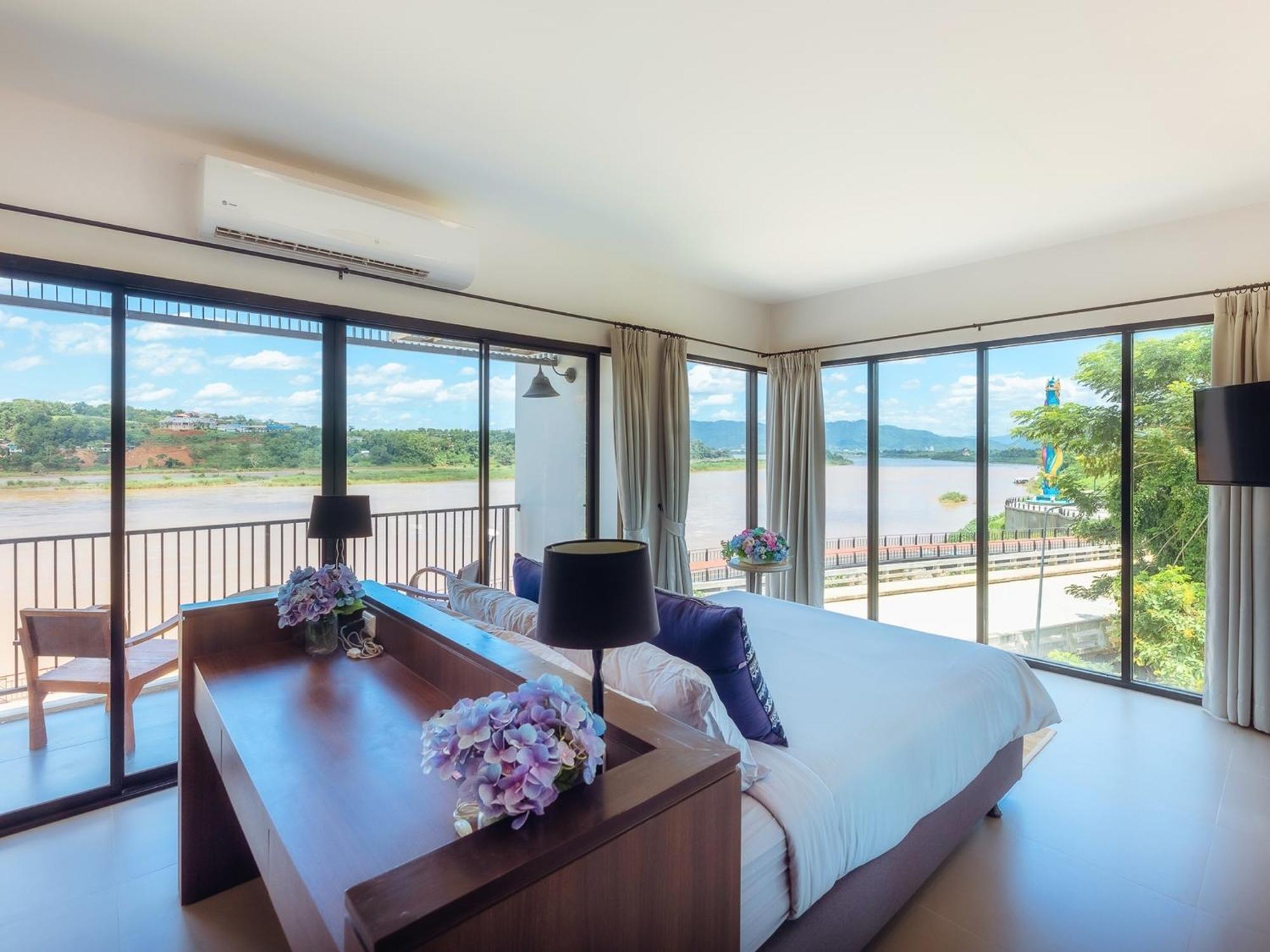 Fortune Riverview Hotel Chiang Khong Exterior photo